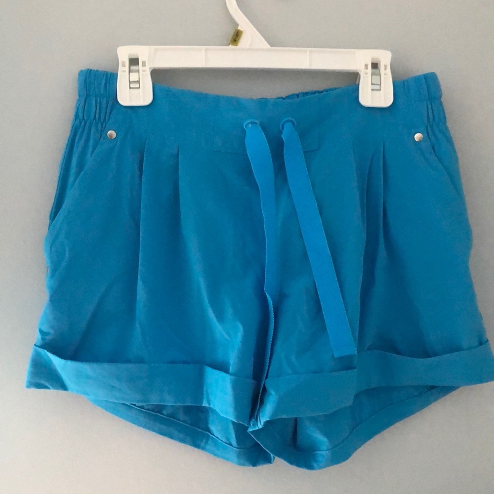 Lululemon light blue shorts